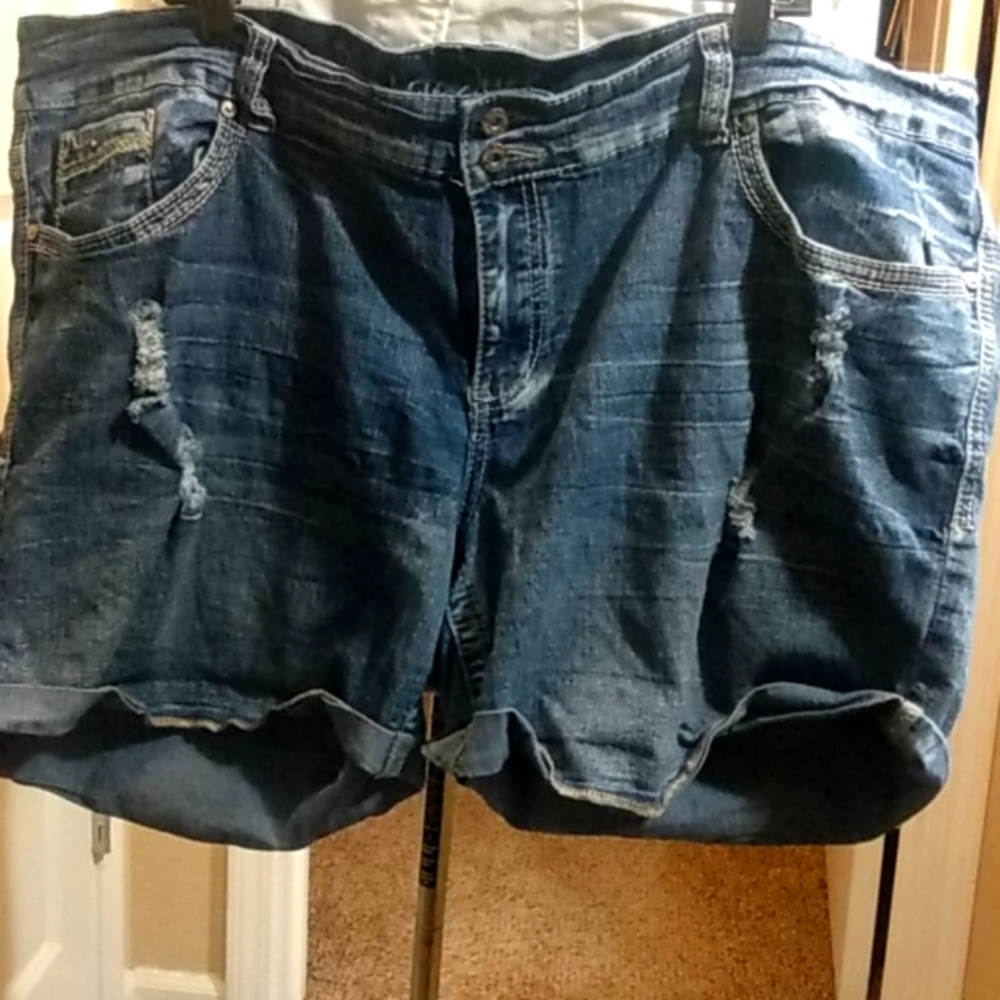 Medium dark jean shorts plus size